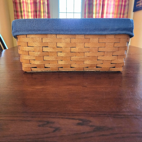 Vintage Longaberger basket - Picture 7 of 10